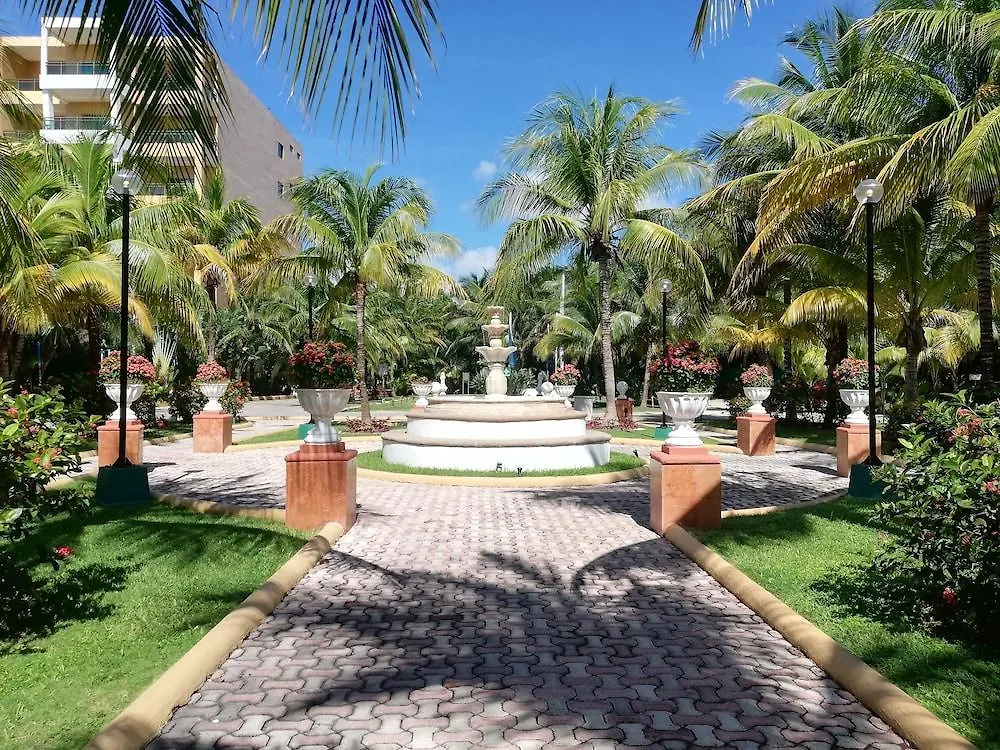 El Dorado Seaside Palms, Catamaran, Cenote & More Inclusive (Adults Only) Xpu Ha Resort