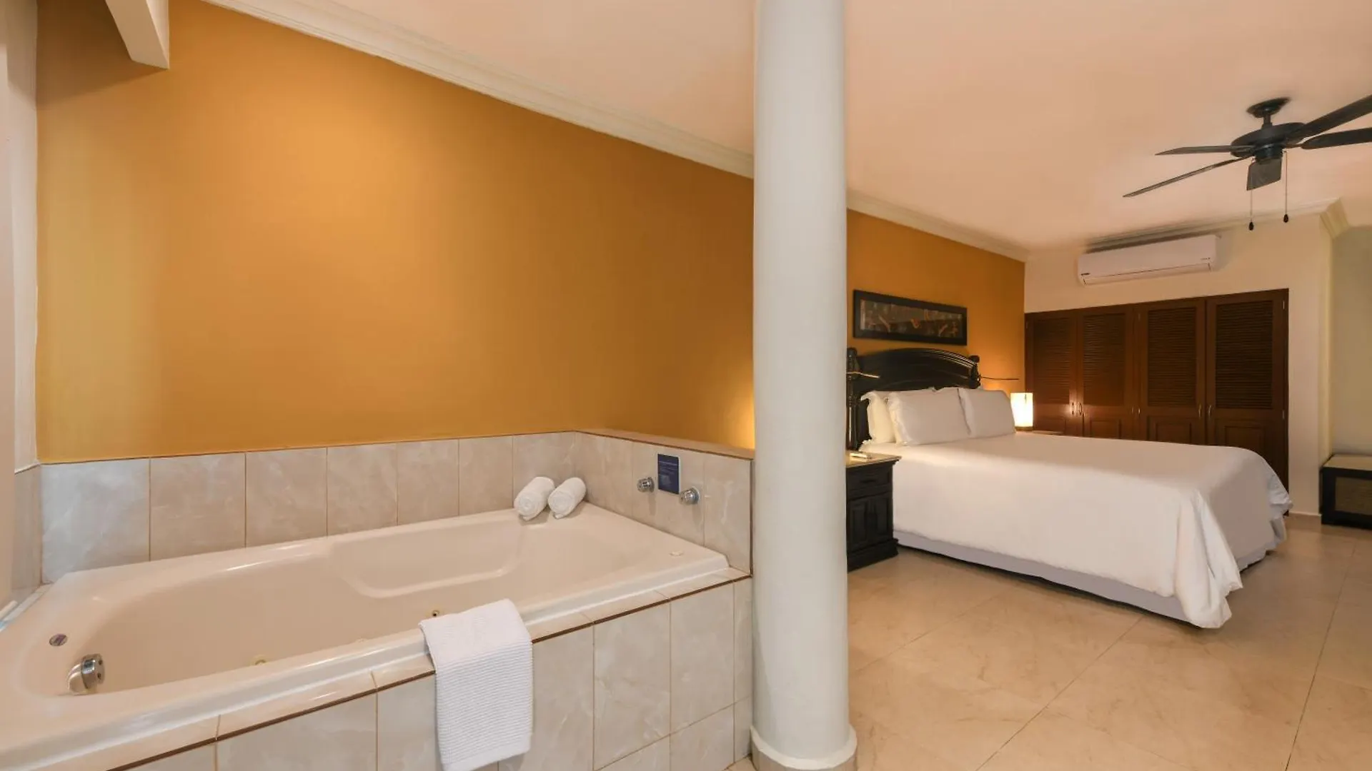 El Dorado Seaside Palms, Catamaran, Cenote & More Inclusive (Adults Only) Xpu Ha Resort